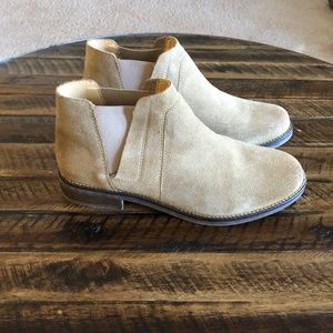 NWOT Clarks Ankle Boots
